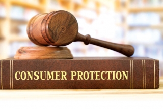 Ý nghĩa của Luật Bảo vệ quyền lợi người tiêu dùng trong việc điều chỉnh quan hệ hợp đồng giữa thương nhân và người tiêu dùng nhìn từ góc độ kinh tế học pháp luật